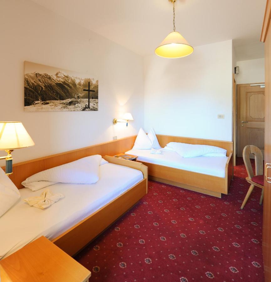 Economy Twin Room,1084804642:JPEG